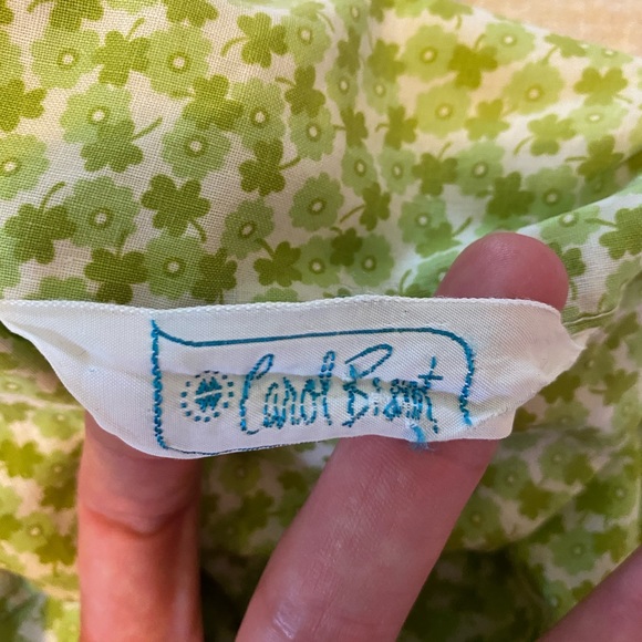 Vintage Lucky Clover Shirt - Picture 2 of 4